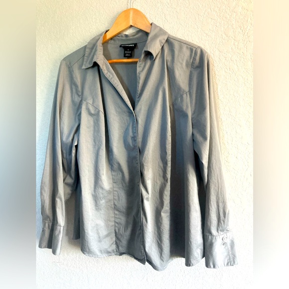 Lane Bryant Button Blouse Long Sleeve V Neck GRAY GUC Size 16 - Picture 1 of 7